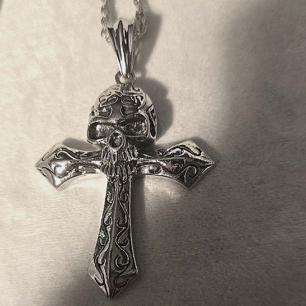 Intricate Silver Skull Cross Pendant Necklace